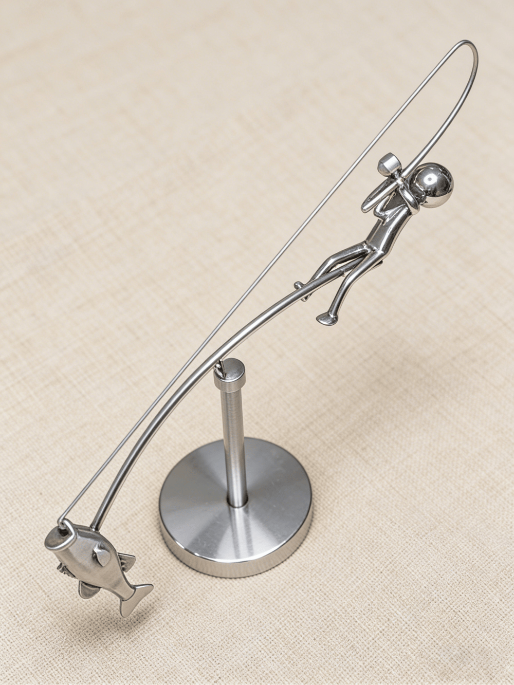 🎣 Designad skulptur av en fiskare – Limited Edition